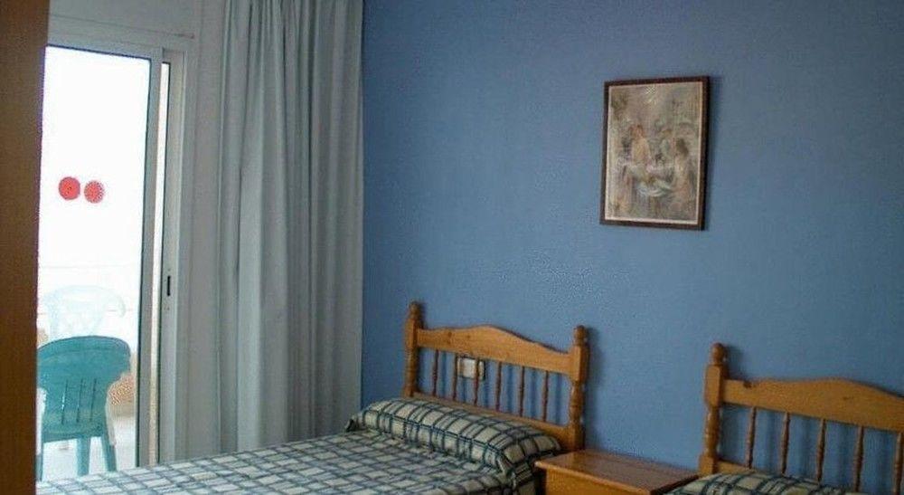Rvhotels Apartamentos Ses Illes Blanes Bagian luar foto