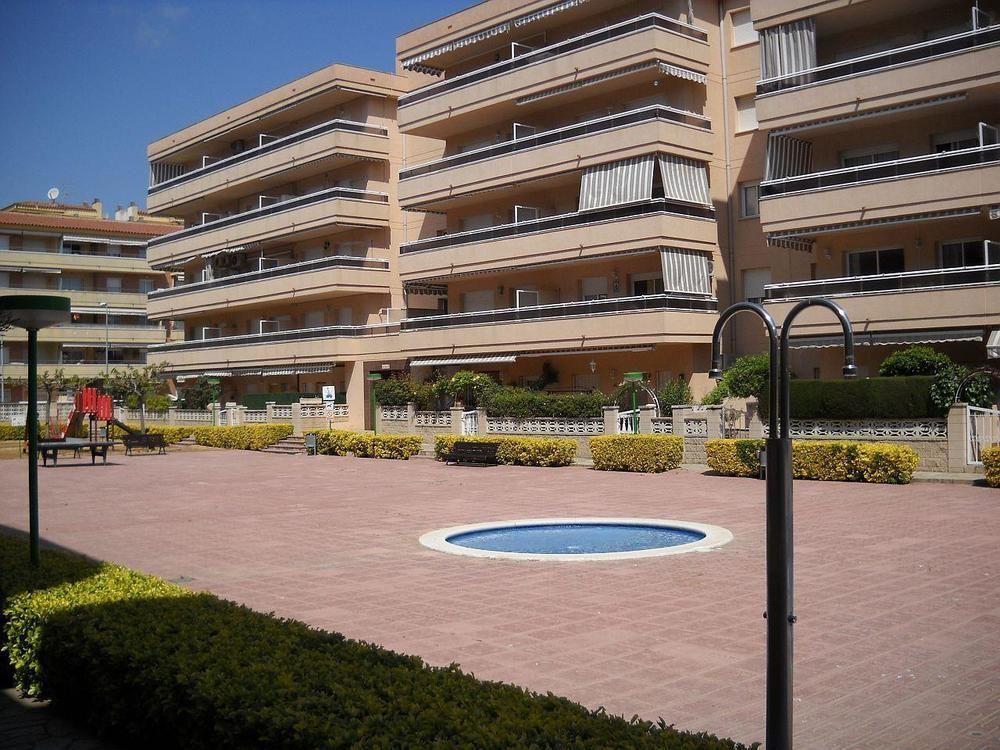 Rvhotels Apartamentos Ses Illes Blanes Bagian luar foto